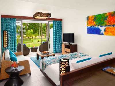 Le Meridien Barbarons Hotel Grand Anse  Exterior photo